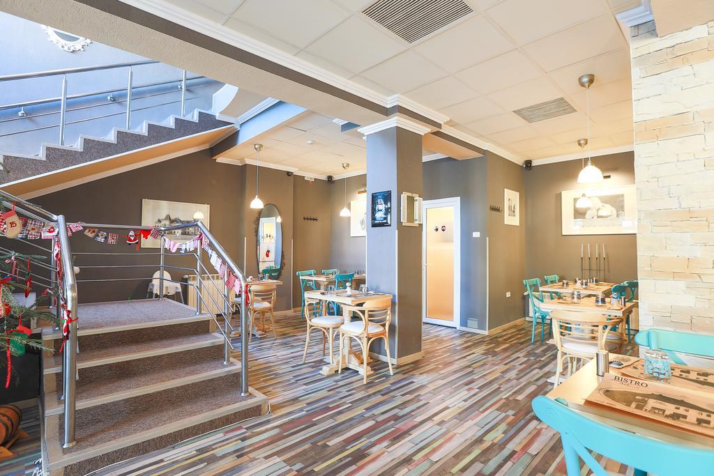 招待所 Artmotel & Bistro